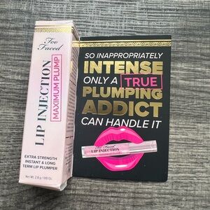 Too Faced lip injection maximum plump lip gloss original